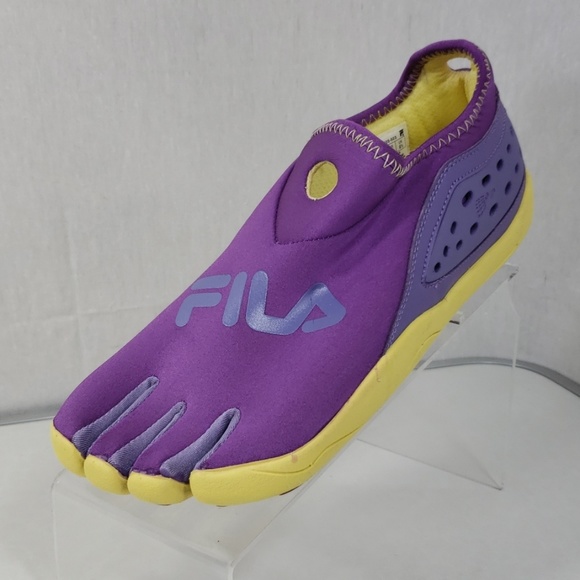 Womens Fila Skele Toes Trifit Finger Shoes Slip On NWT Womens Fila Skele Toes Trifit Finger Shoes Slip On NWT